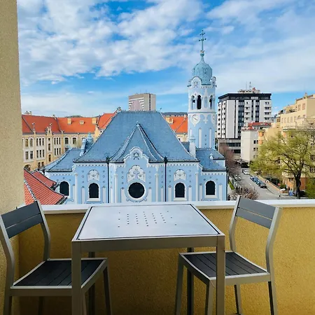 Apartmán Blue Church Views Bezrucova - 3 Bedrooms Sleeps 6