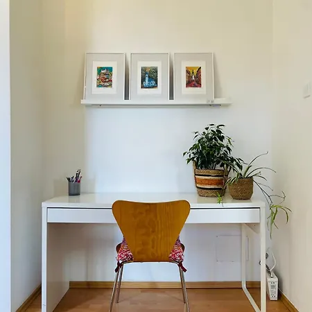 Blue Church Views - Central, Quiet, Bright - 4th Floor Corner 125m2 布拉迪斯拉发