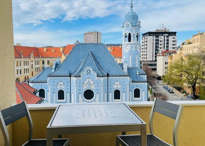 Apartamento Blue Church Views Bezrucova - 3 Bedrooms Sleeps 6