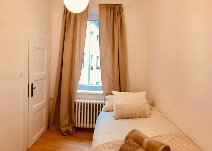 Blue Church Views Bezrucova - 3 Bedrooms Sleeps 6 Apartman